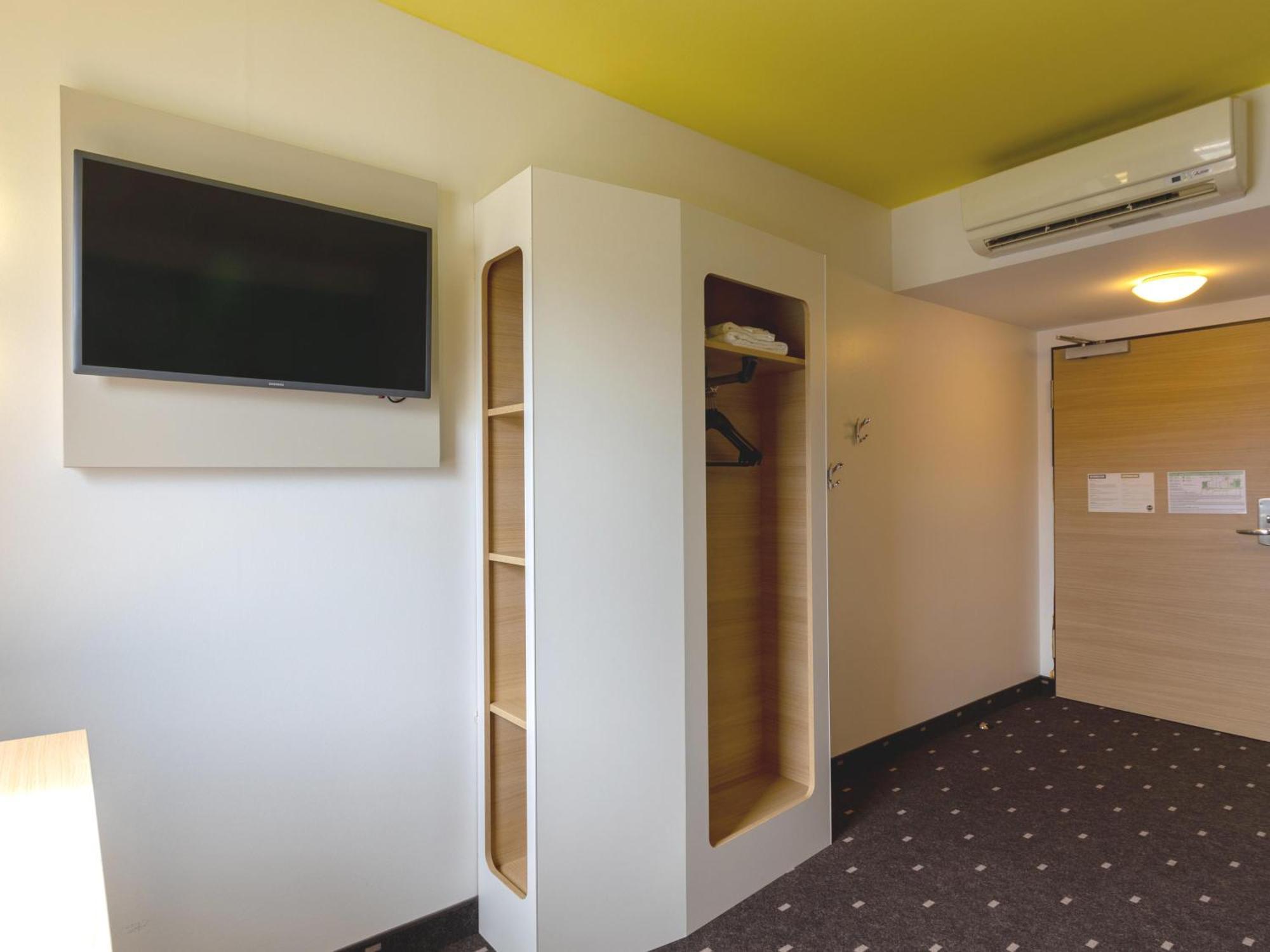 B&B Hotel Oberhausen Am Centro Exteriör bild